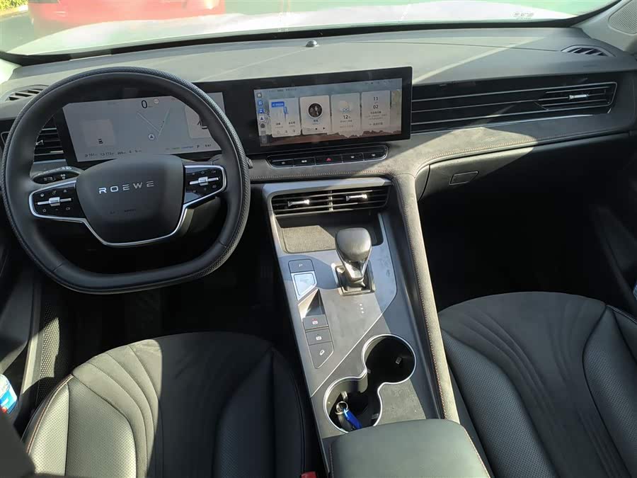 Roewe D5X DMH 2024 imagem de carro #11