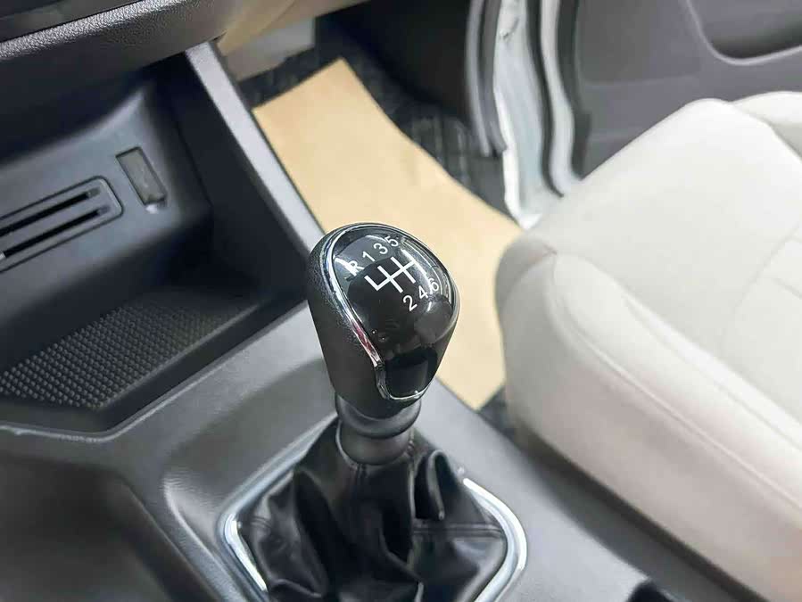 Forthing Lingzhi 2024 #11 Forthing Lingzhi 2024 immagine di auto #11