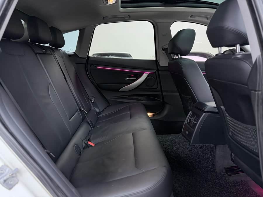 BMW 3 Series GT 2014 immagine di auto #11