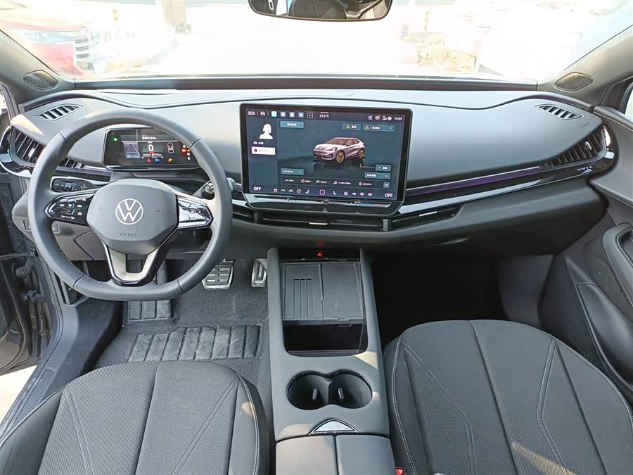 Volkswagen ID.UNYX 06 2024 imagem de carro #11