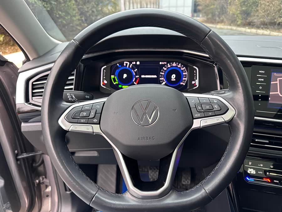 Volkswagen Tayron GTE 2021 immagine di auto #11