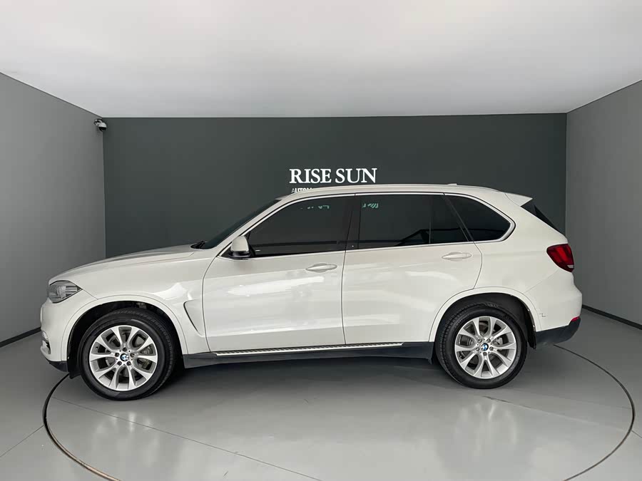 BMW X5 (Imported) 2018 immagine di auto #11