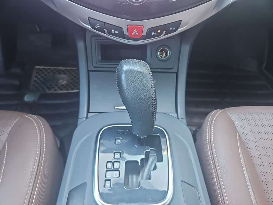 BYD S7 2017 car image #11