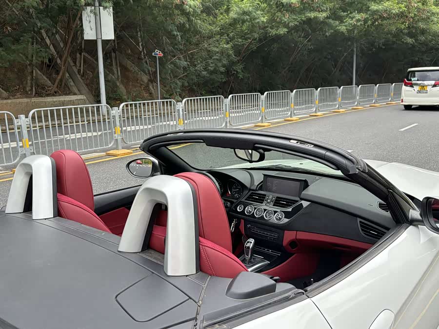 BMW Z4 2013 car image #11