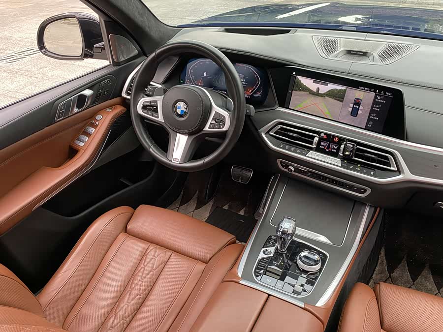 BMW X7 2021 #11 BMW X7 2021 car image #11