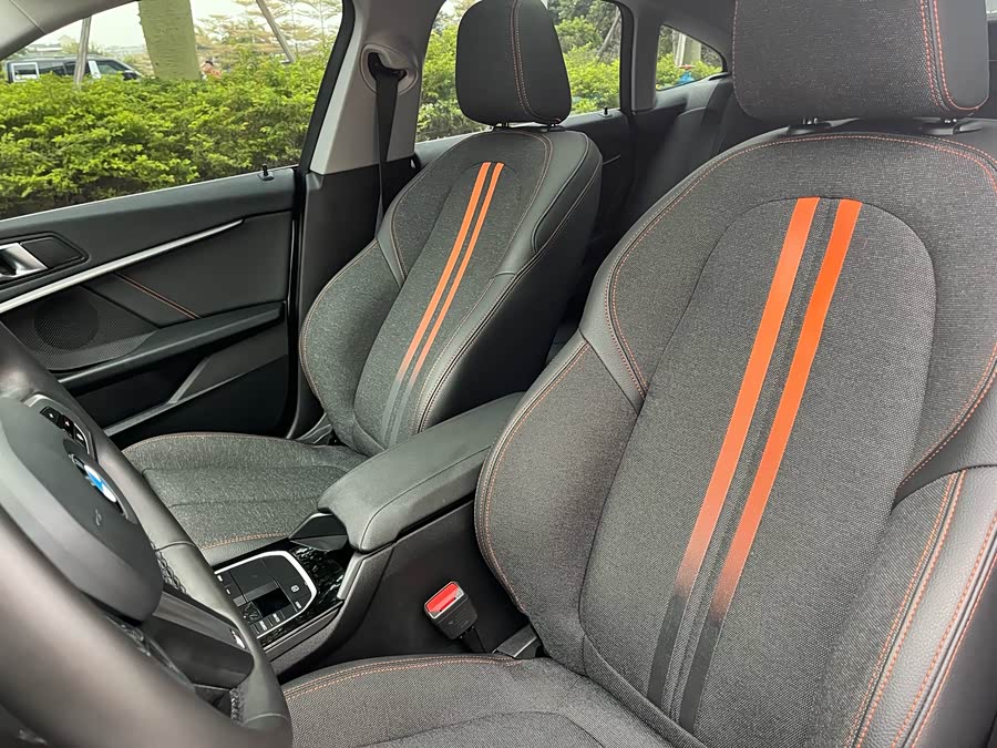 BMW 2 Series (Imported) 2024 immagine di auto #11