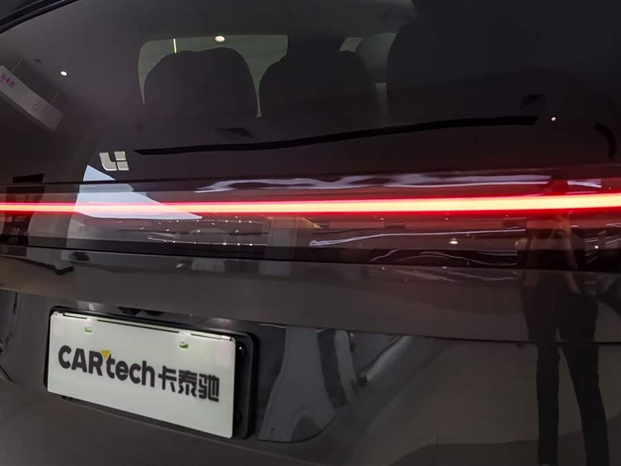 理想汽车 理想MEGA 2024 汽车图片 #11