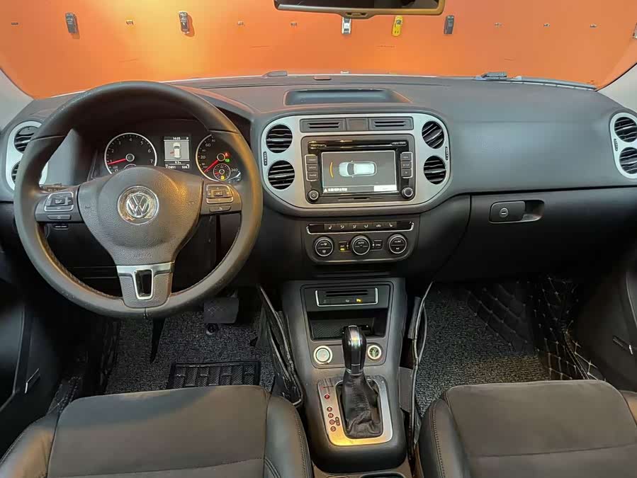 Volkswagen Tiguan 2013 #11 Volkswagen Tiguan 2013 car image #11