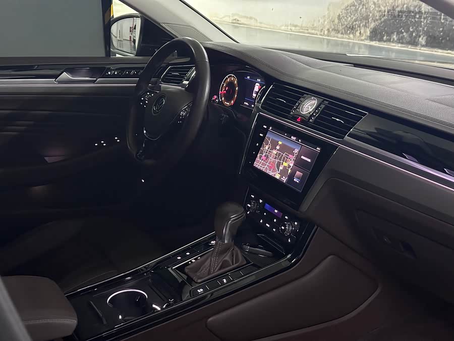 Volkswagen Phideon 2022 immagine di auto #11