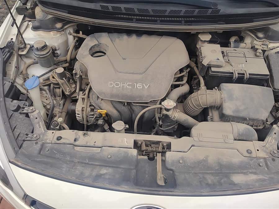 Kia Forte Koup 2015 car image #11