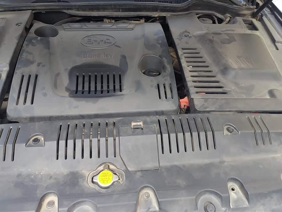 BYD G6 2013 #11 BYD G6 2013 car image #11