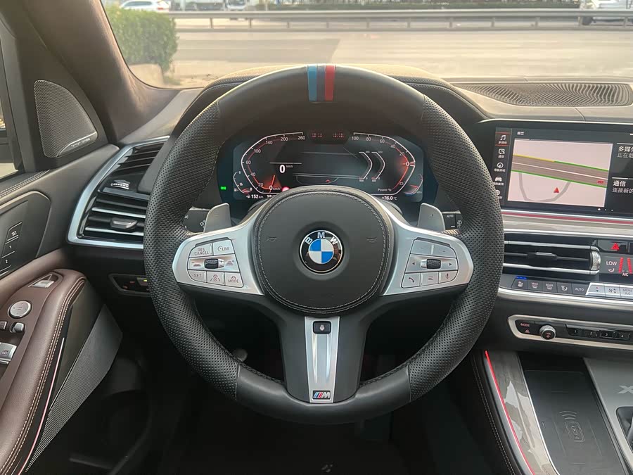 BMW X5 2022 car image #11