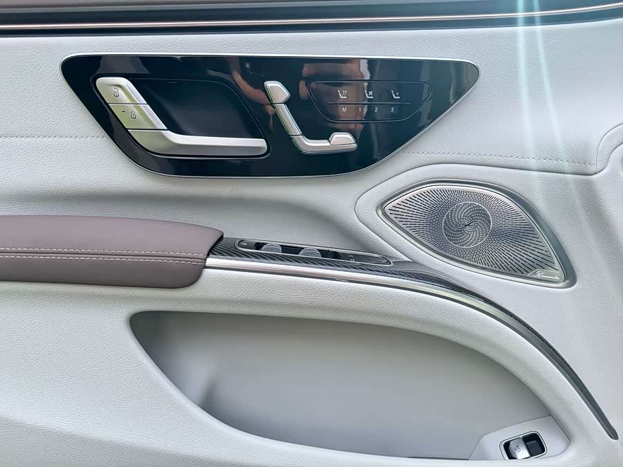 Mercedes-Benz EQS AMG 2025 #11 Mercedes-Benz EQS AMG 2025 car image #11