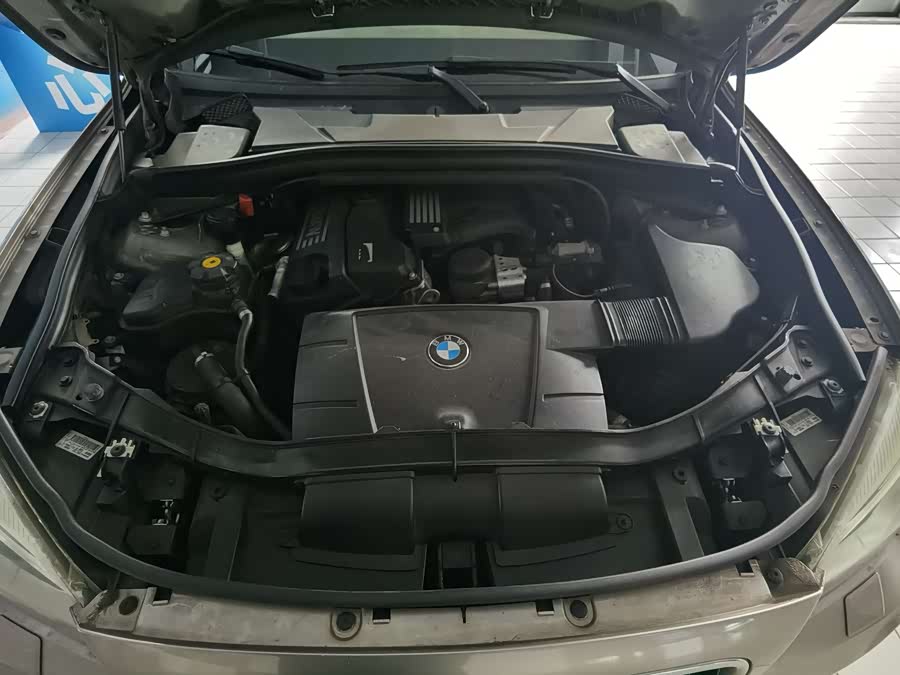 BMW X1 (Imported) 2012 car image #11