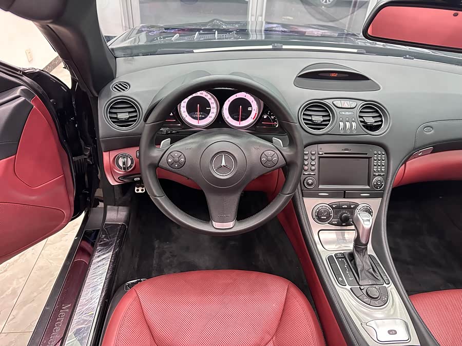 Mercedes-Benz SL Class 2012 car image #11