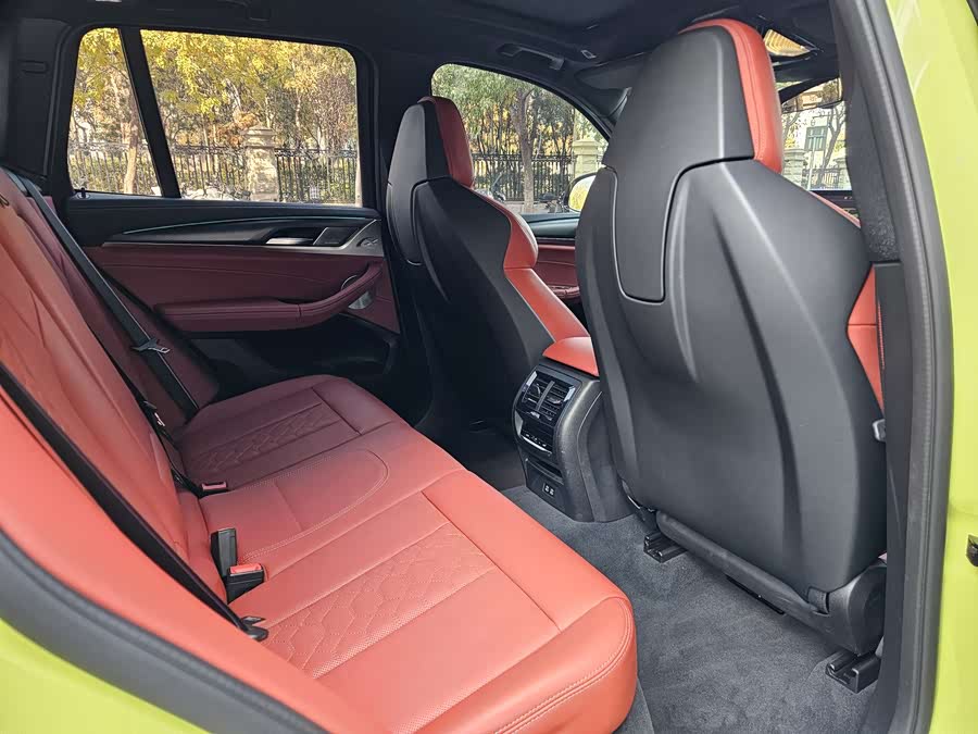 BMW X3 M 2022 #11 BMW X3 M 2022 صورة سيارة #11