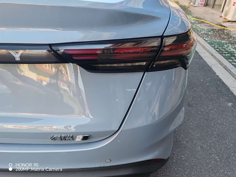 GEELY Binray 2023 car image #11