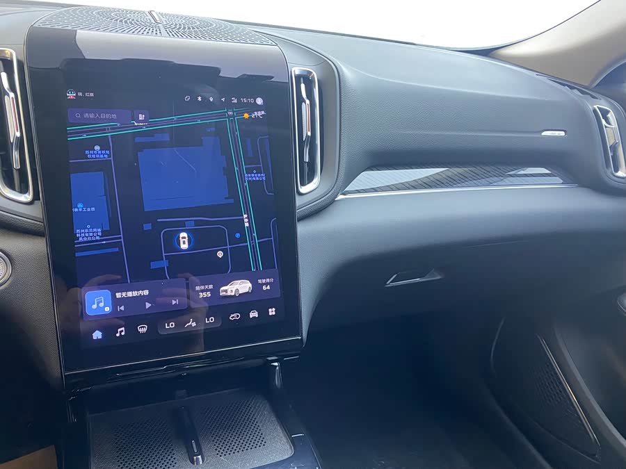 HongQi HS3 PHEV 2024 #11 HongQi HS3 PHEV 2024 car image #11