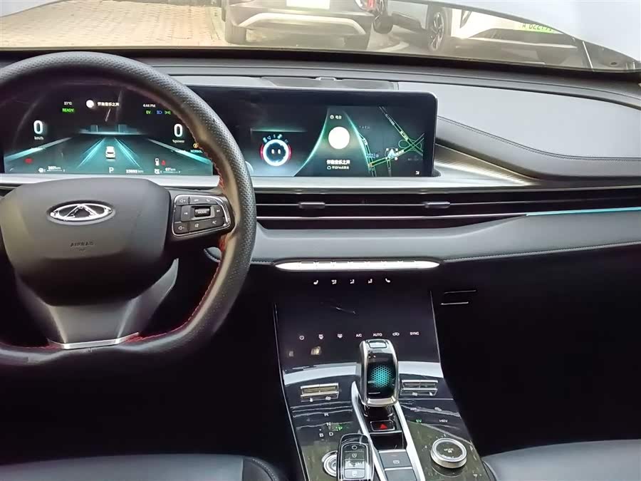 Chery Tiggo 8 Plus e+ 2022 car image #11