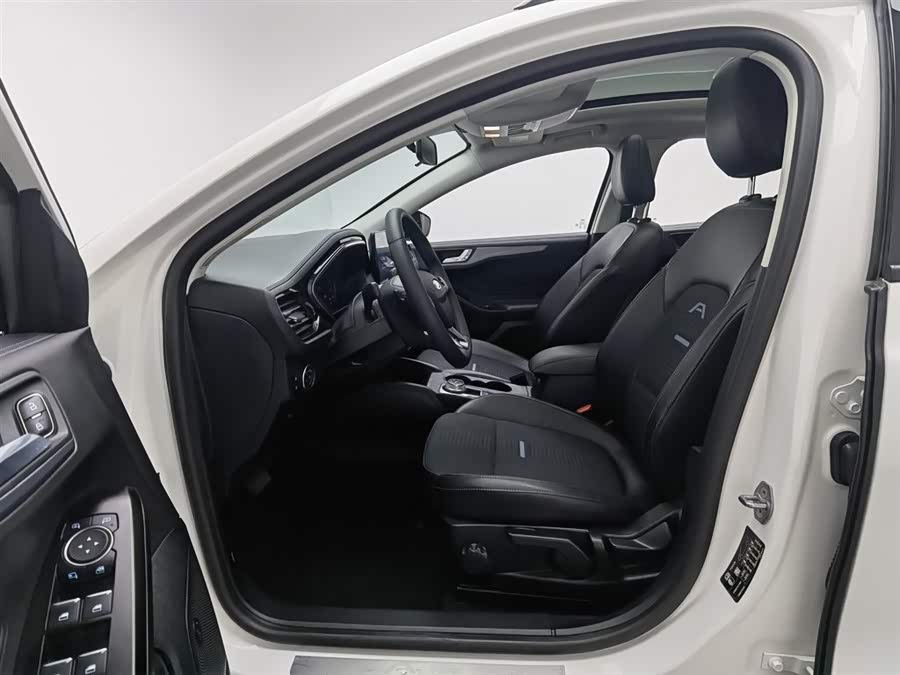 Ford Focus Active 2021 #11 Ford Focus Active 2021 car image #11