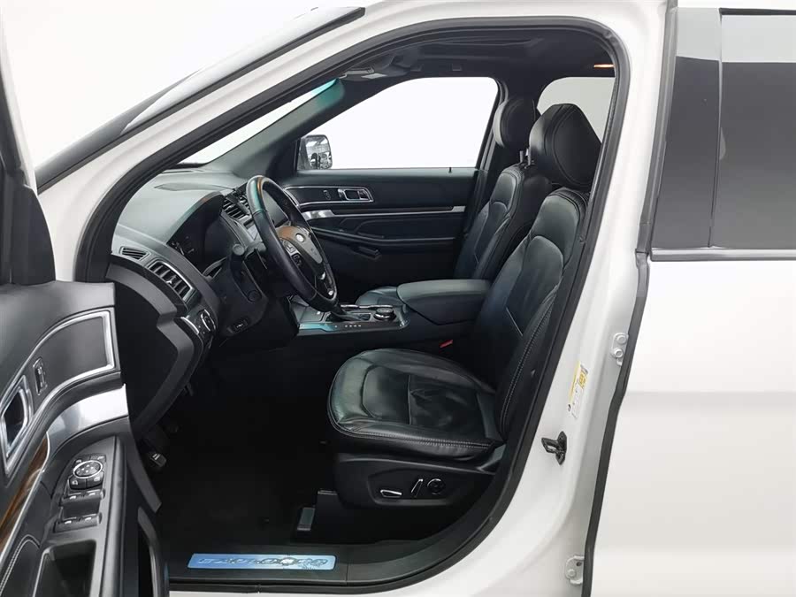 Ford Explorer (Imported) 2017 car image #11