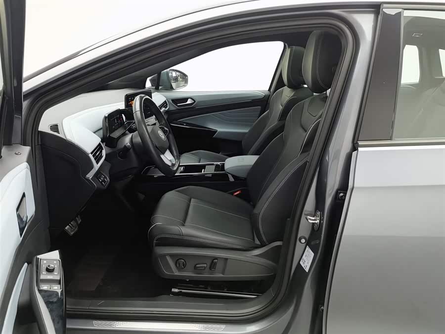 Volkswagen ID.4 X 2023 immagine di auto #11