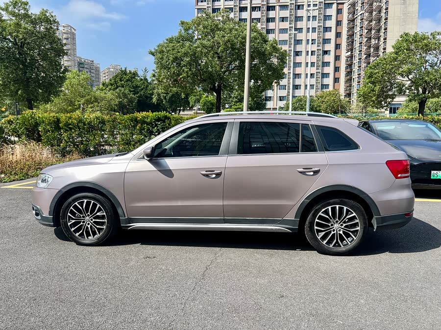 Volkswagen Cross Lavida 2015 #11 Volkswagen Cross Lavida 2015 car image #11