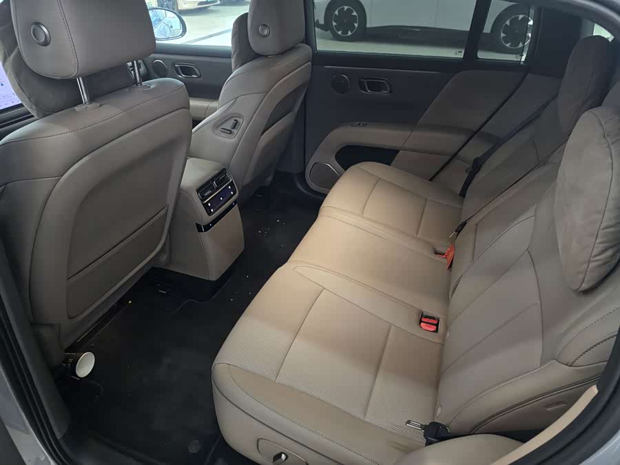 理想汽车 理想i6 2025 汽车图片 #11