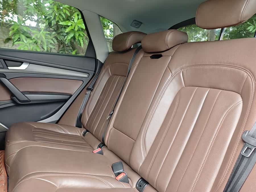 Audi Q5L 2019 #11 Audi Q5L 2019 car image #11