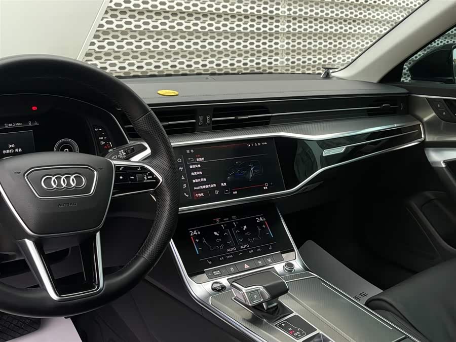 Audi A6L 2021 #11 Audi A6L 2021 car image #11