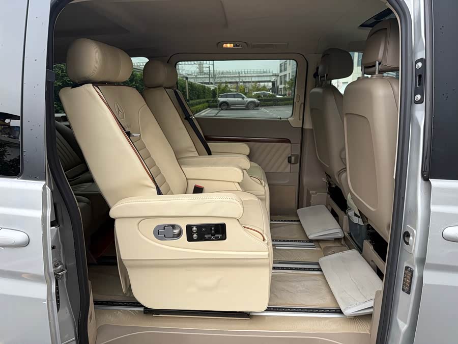 奔驰 唯雅诺 2013 #11 奔驰 唯雅诺 2013 汽车图片 #11