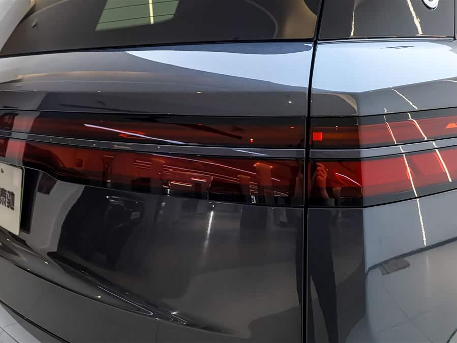 Denza N9 2025 #11 Denza N9 2025 car image #11