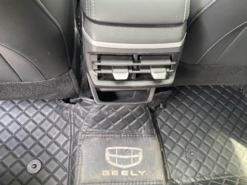 GEELY Emgrand 2022 #11 GEELY Emgrand 2022 car image #11
