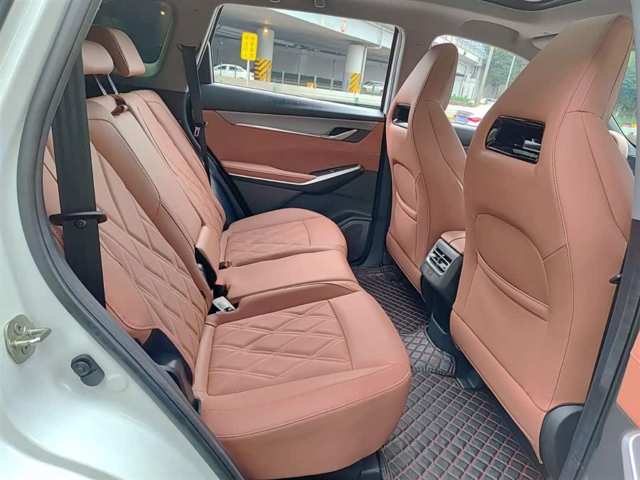 Changan CS75 Plus iDD 2023 immagine di auto #11