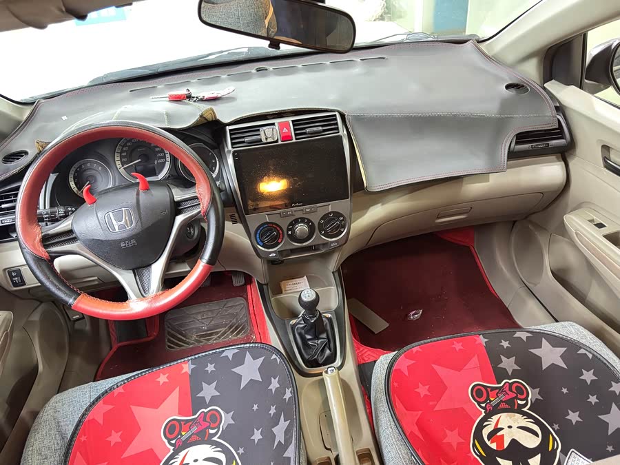 Honda City Classic 2013 car image #11