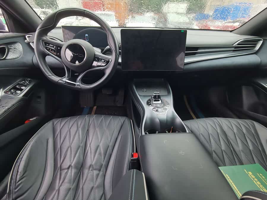 BYD Seal 2024 car image #11