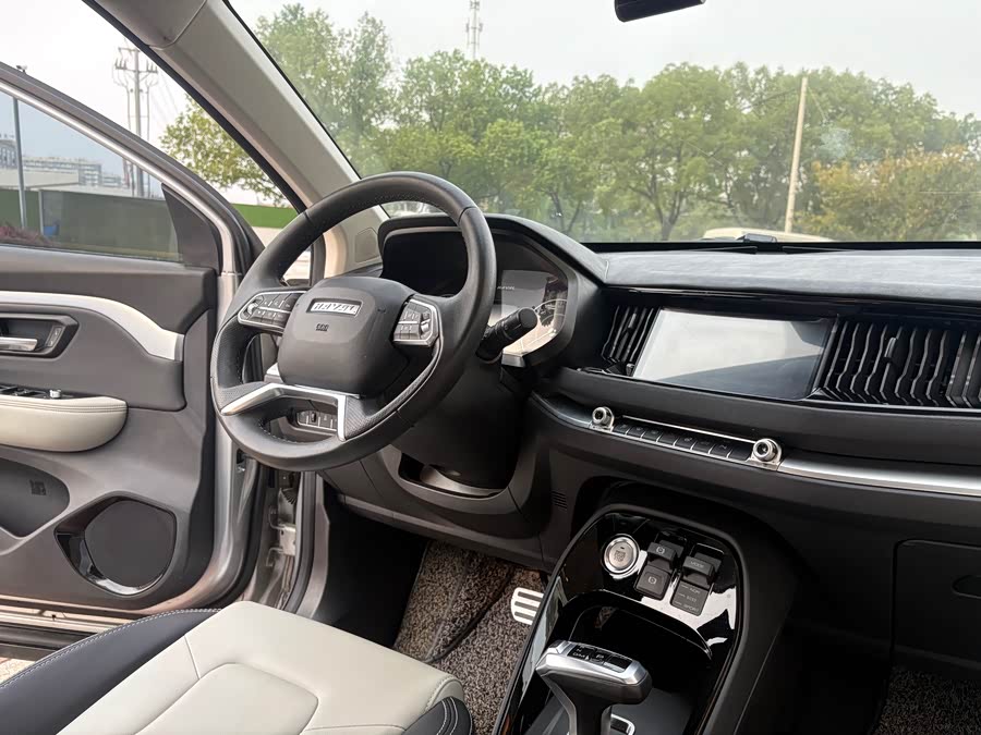 Haval H2s 2017 car image #11