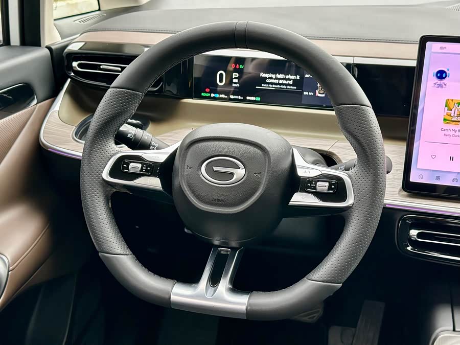 GAC Trumpchi E8 New Energy 2023 car image #11