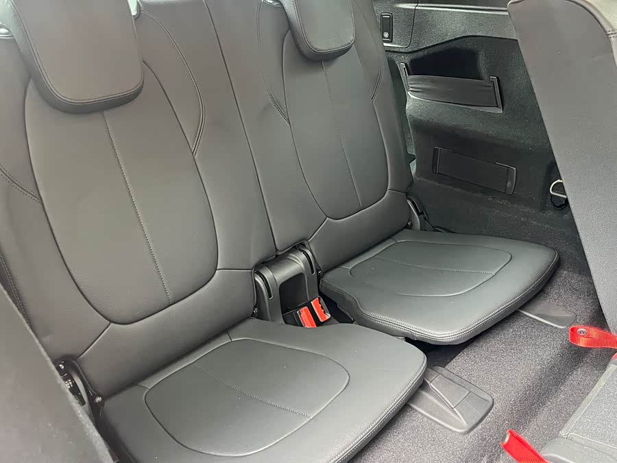 BMW 2 Series Gran Tourer 2019 immagine di auto #11