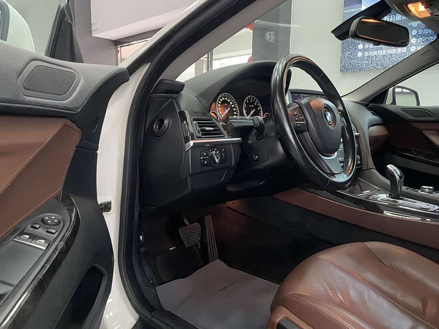 BMW 6 Series 2011 car image #11