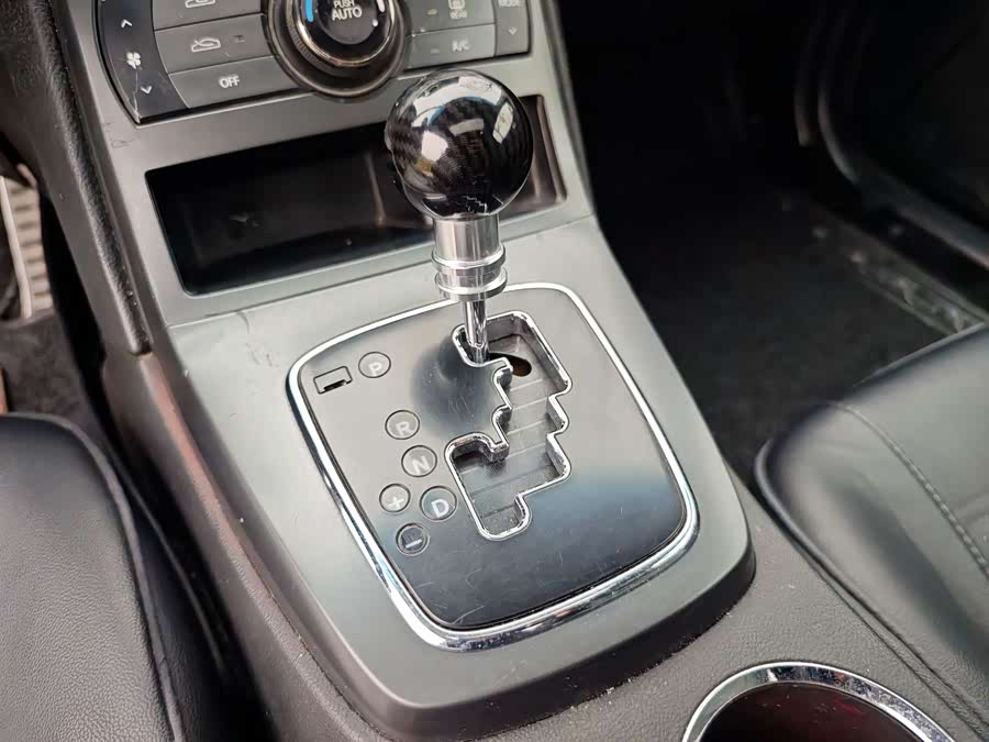 Hyundai Rohens-Coupe 2009 #11 Hyundai Rohens-Coupe 2009 car image #11