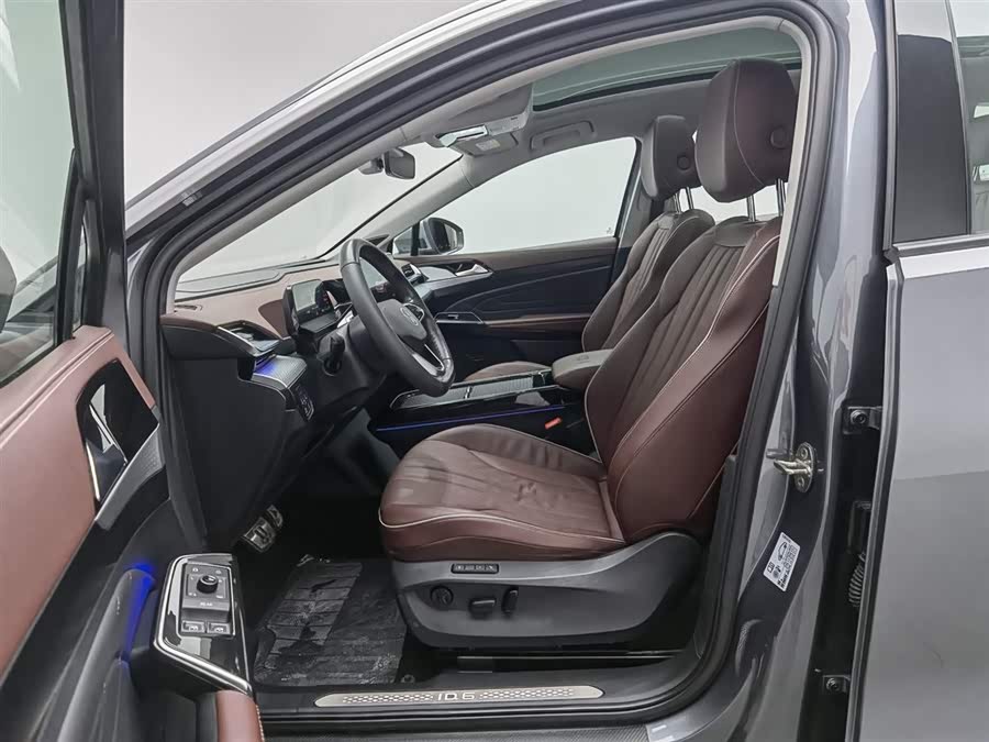 Volkswagen ID.6 X 2022 car image #11