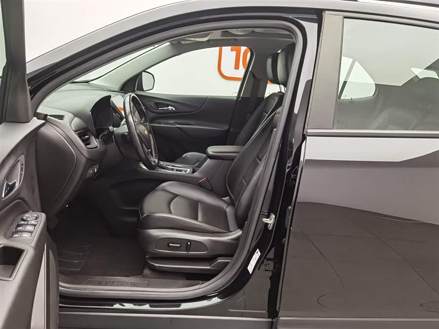 Chevrolet Equinox 2021 car image #11