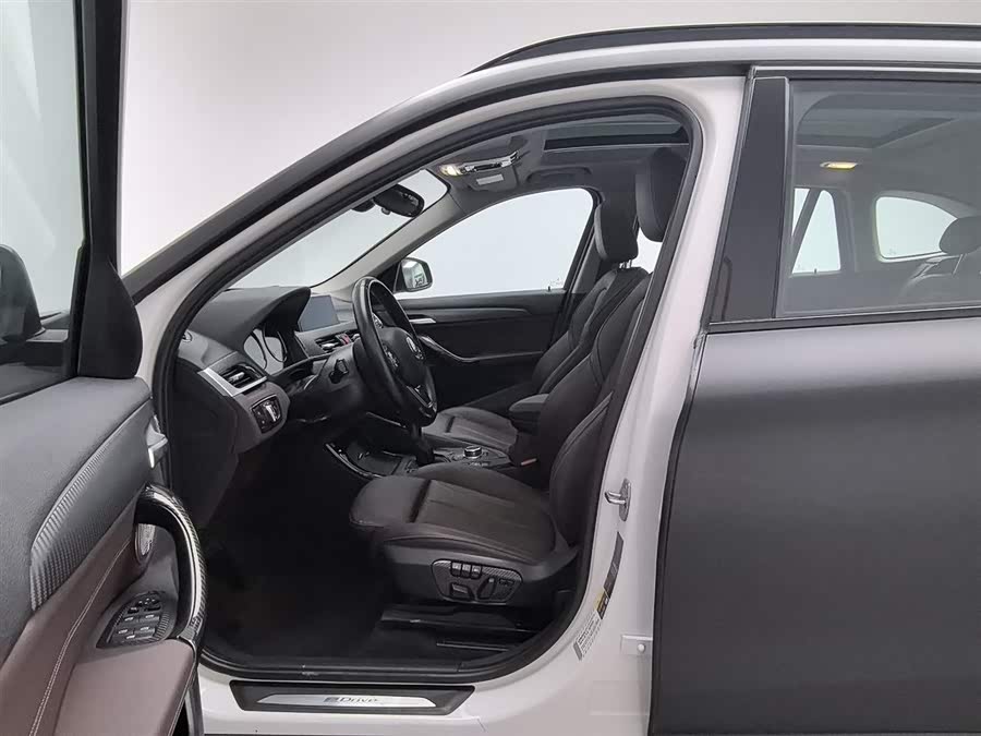 BMW X1 New Energy 2018 car image #11