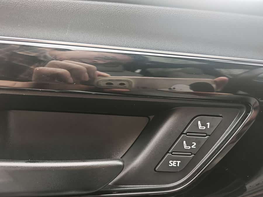 Toyota bZ4X 2022 immagine di auto #11