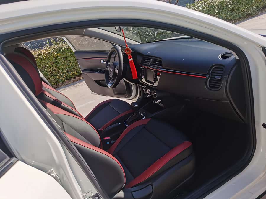 Kia Rio Cross 2018 صورة سيارة #11