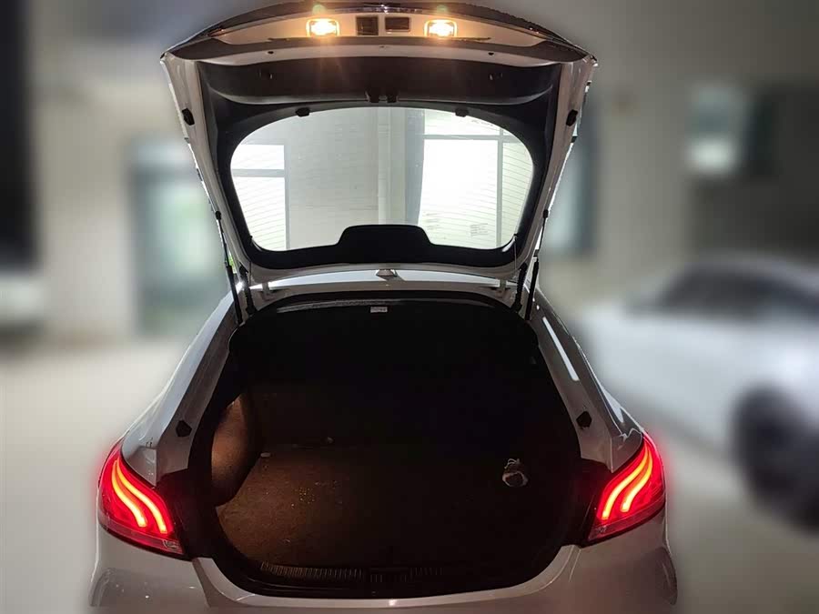 MG 6 New Energy 2019 #11 MG 6 New Energy 2019 car image #11