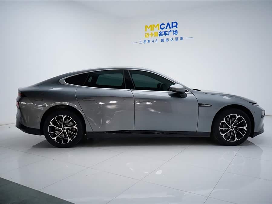 小鹏 小鹏P7 2021 汽车图片 #11