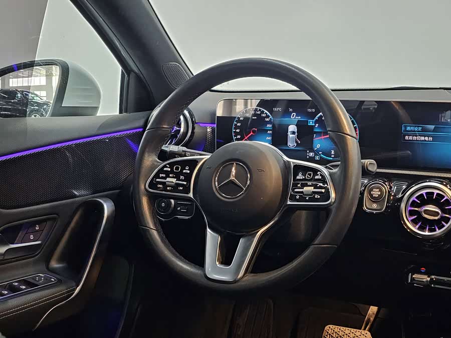 Mercedes-Benz A Class (Imported) 2020 car image #11
