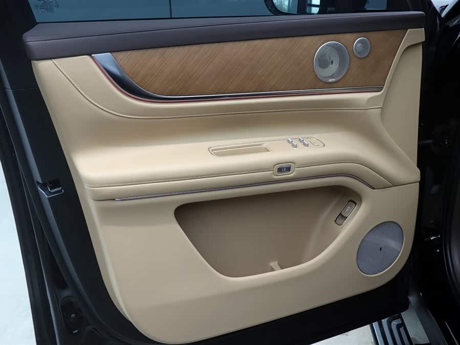 2025 car image #11